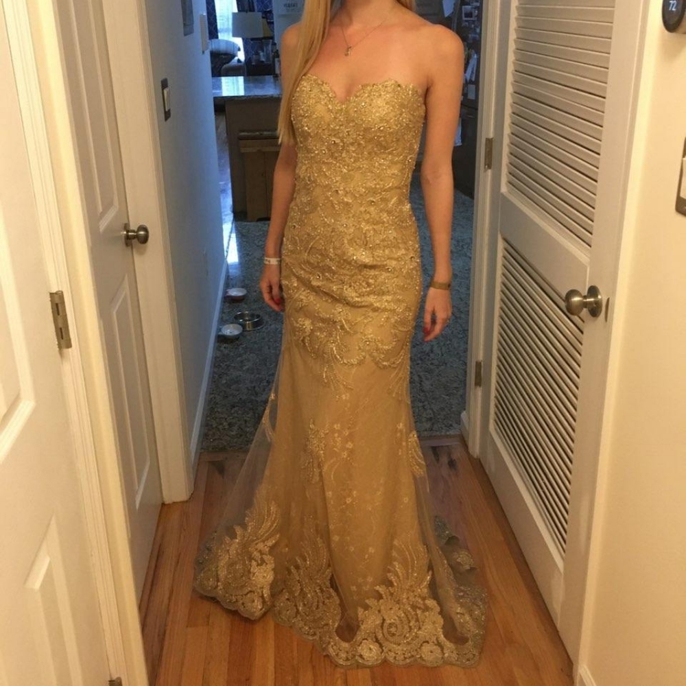 Camille La Vie size 2 evening gown bridesmaid dress EUC